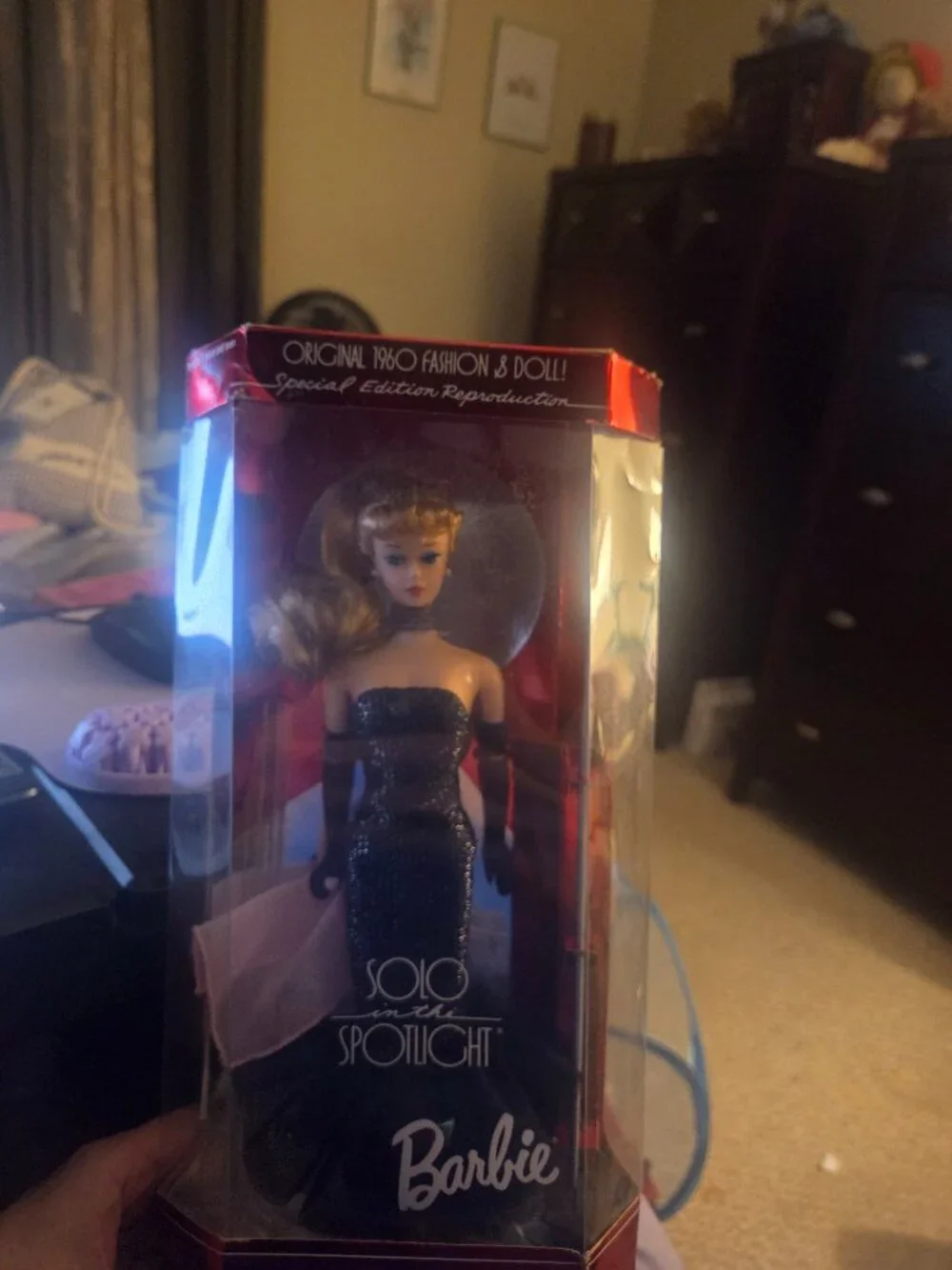 SOLO IN THE SPOTLIGHT VINTAGE 1994 BARBIE DOLL - Slight damage on boxSOLO IN THE